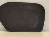 Grilles, couvercle de haut-parleur porte avant
