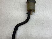 Réservoir de liquide de direction assistée