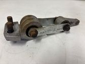 Engine mount bracket