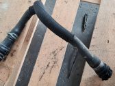 Tuyau de liquide de refroidissement moteur