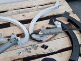 Tailgate/trunk/boot hinge