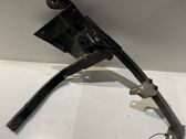 Front bumper mounting bracket