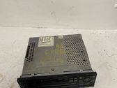 Radio / CD-Player / DVD-Player / Navigation