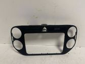 Radio/GPS head unit trim