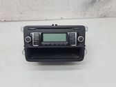 Radio / CD-Player / DVD-Player / Navigation