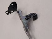 Fender mounting bracket