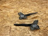 Engine bonnet/hood hinges