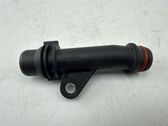 Tuyau de liquide de refroidissement moteur