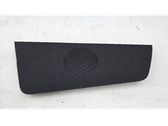 Cache enceinte centrale