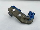 Fender mounting bracket