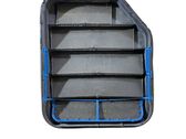 Quarter panel pressure vent