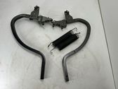 Tailgate/trunk/boot hinge
