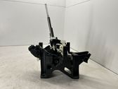 Pavarų perjungimo mechanizmas (kulisa)
