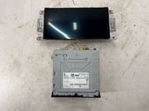 Radio / CD-Player / DVD-Player / Navigation