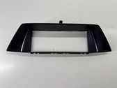 Radio/GPS head unit trim