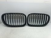 Front bumper upper radiator grill