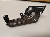Fender mounting bracket