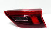 Tailgate rear/tail lights