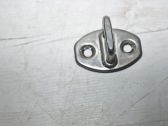 Boucle de verrouillage de la couverture arrière