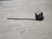 Engine bonnet/hood lock/catch