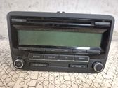 Radio / CD/DVD atskaņotājs / navigācija