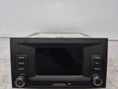 Panel / Radioodtwarzacz CD/DVD/GPS