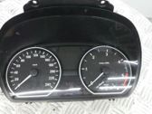 Geschwindigkeitsmesser Cockpit