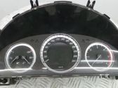 Geschwindigkeitsmesser Cockpit
