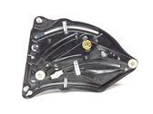 Rear window lifting mechanism without motor