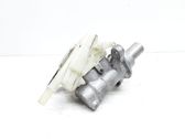 Master brake cylinder