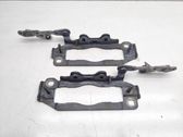 Engine bonnet/hood hinges