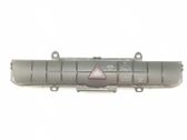 Botón interruptor de luz de peligro