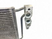 Radiateur condenseur de climatisation