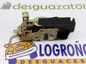 Cerradura de puerta delantera