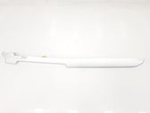 Moldura embellecedora