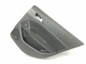 Moldura del tarjetero de la puerta trasera