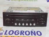 Radio / CD-Player / DVD-Player / Navigation