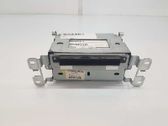 Radio / CD-Player / DVD-Player / Navigation