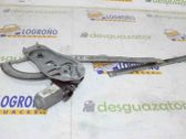Regulador de puerta delantera con motor