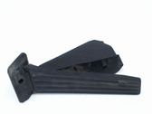 Accelerator throttle pedal