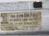 Mécanisme lève-vitre de porte arrière avec moteur