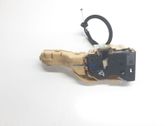 Cerradura de puerta delantera