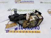 Cerradura de puerta trasera