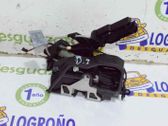 Serrure de porte avant
