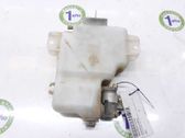 Windshield washer fluid reservoir/tank