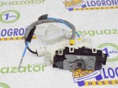 Cerradura de puerta delantera