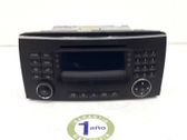 Radio / CD-Player / DVD-Player / Navigation