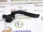 Accelerator throttle pedal