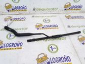 Brazo del limpiaparabrisas delantero