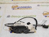 Cerradura de puerta delantera